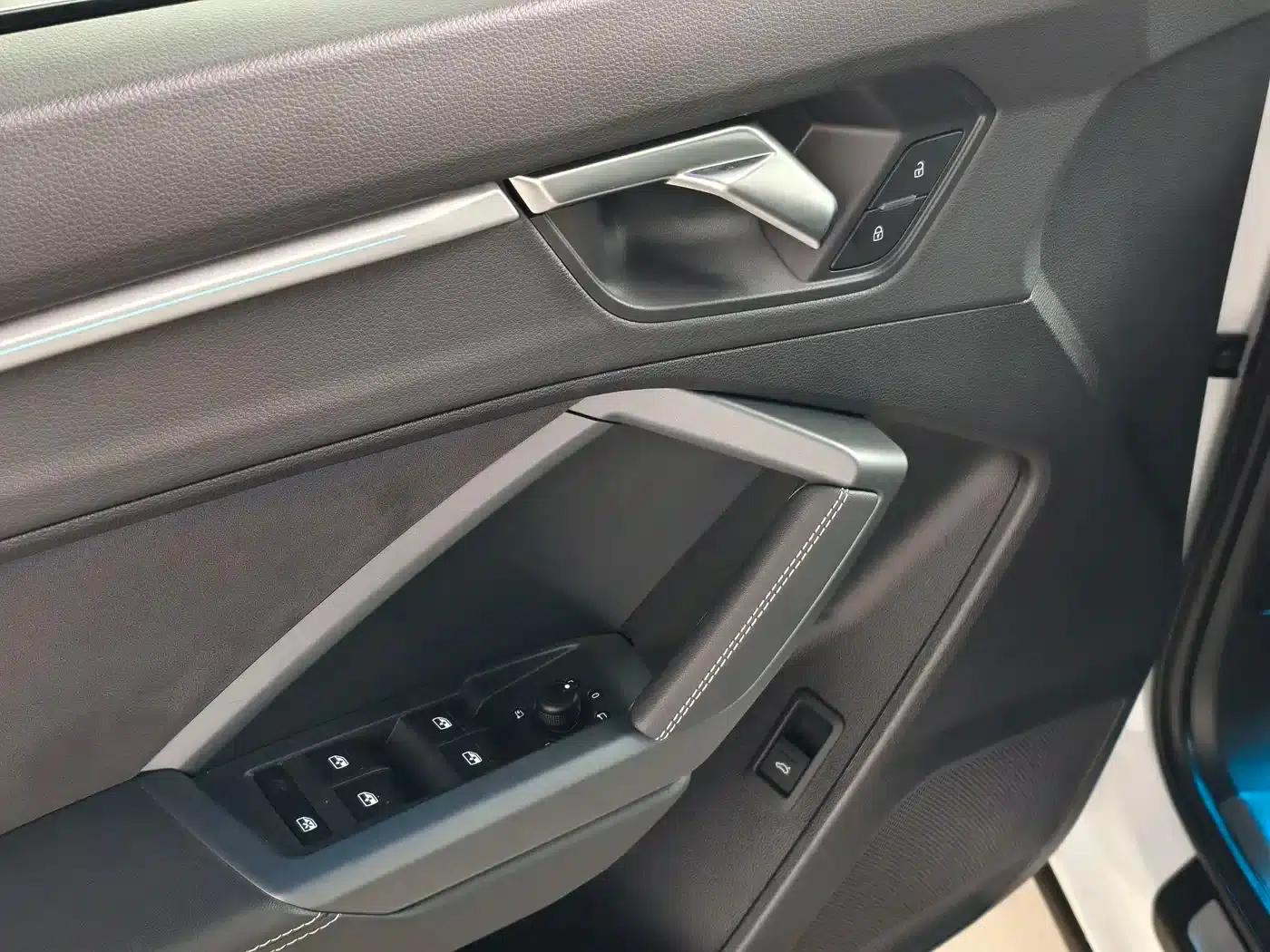 Audi Q3 2024 35 TFSI Fashion Dynamic Edition — миниатюра 12