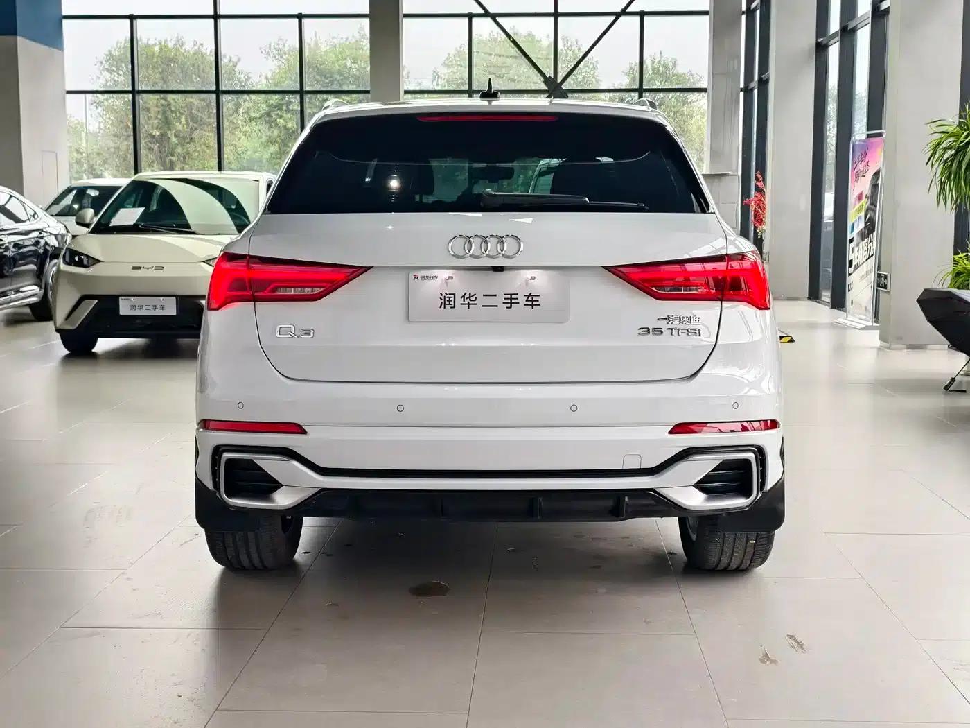Audi Q3 2024 35 TFSI Fashion Dynamic Edition — миниатюра 4