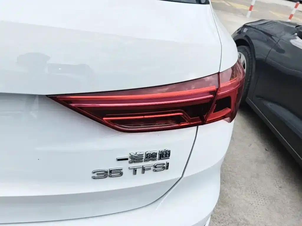 Audi Q3 2023 35 TFSI Fashion Dynamic (1.4T) — миниатюра 8