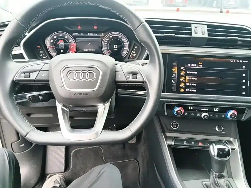Audi Q3 2023 35 TFSI Fashion Dynamic (1.4T) — миниатюра 10