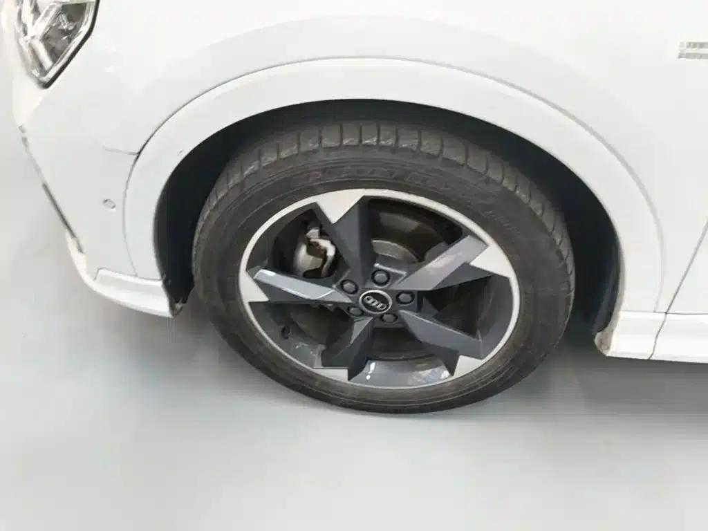 Audi Q3 2023 35 TFSI Fashion Dynamic (1.4T) — миниатюра 23