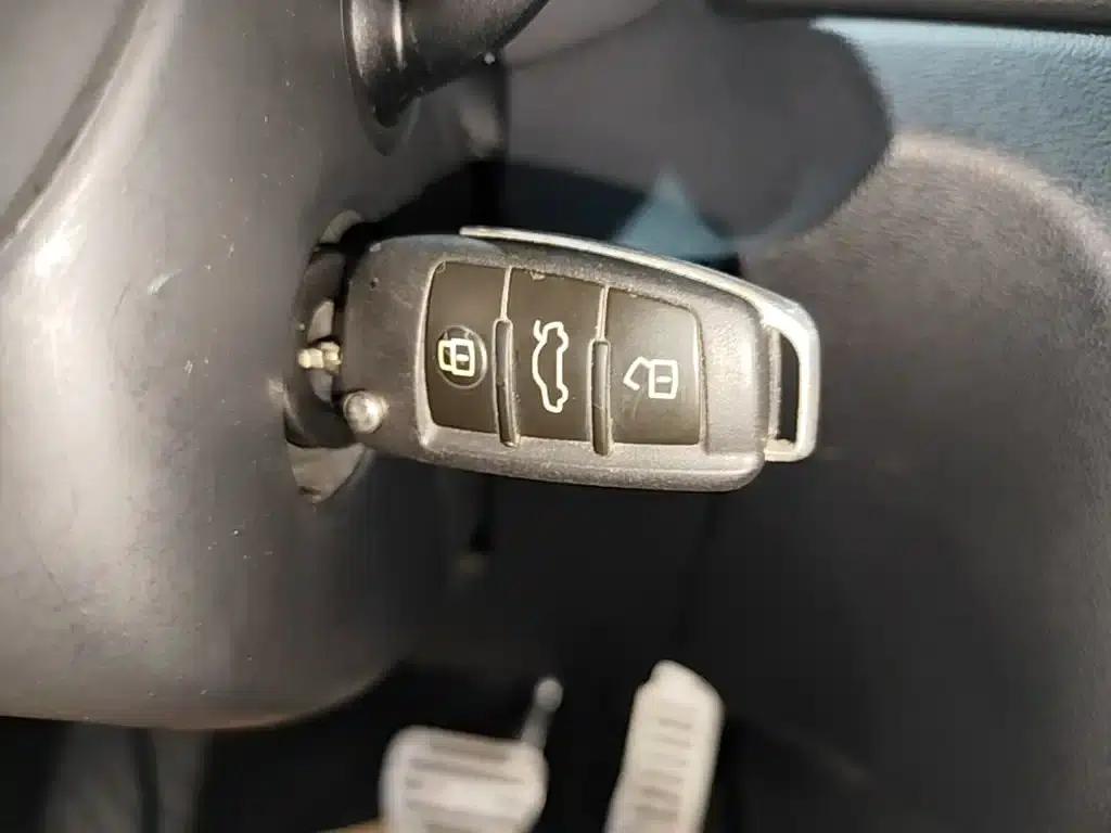 Audi Q3 2015 35 TFSI Comfort — миниатюра 9