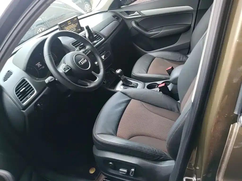 Audi Q3 2018 30th Anniversary Edition 35 TFSI Fashion Model — миниатюра 15