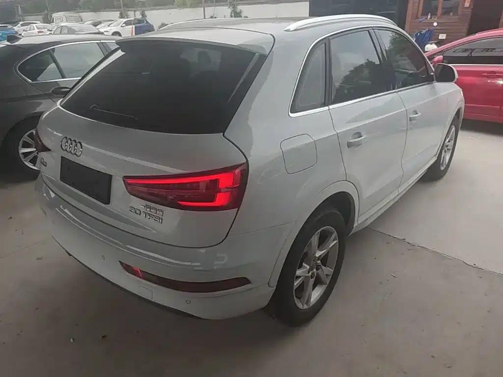 Audi Q3 2018 30th Anniversary Edition 30 TFSI Fashion Model — миниатюра 7