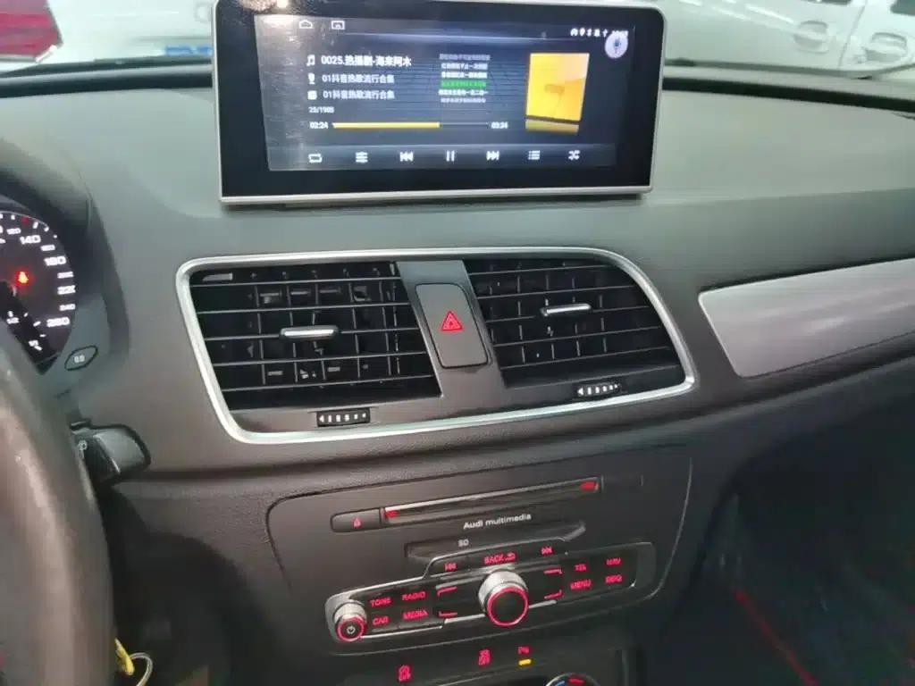 Audi Q3 2018 30th Anniversary Edition 35 TFSI Fashion Model — миниатюра 13