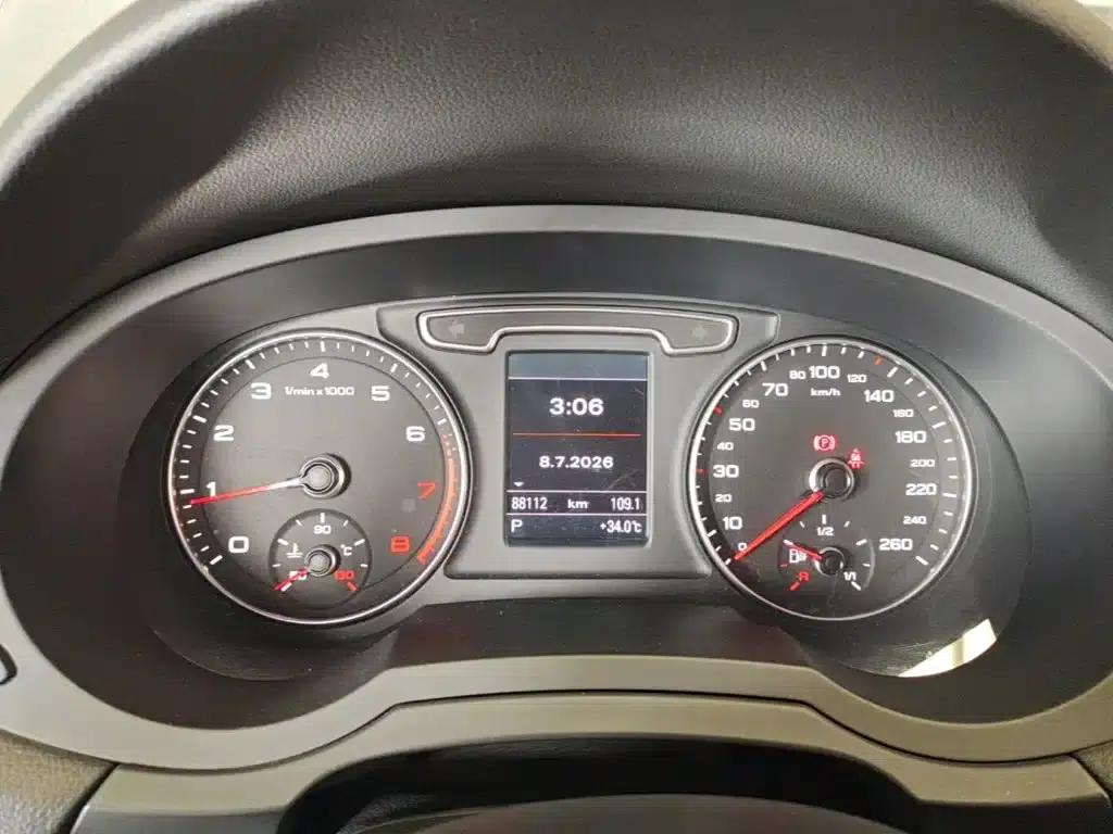Audi Q3 2015 35 TFSI quattro Technology Edition — миниатюра 12