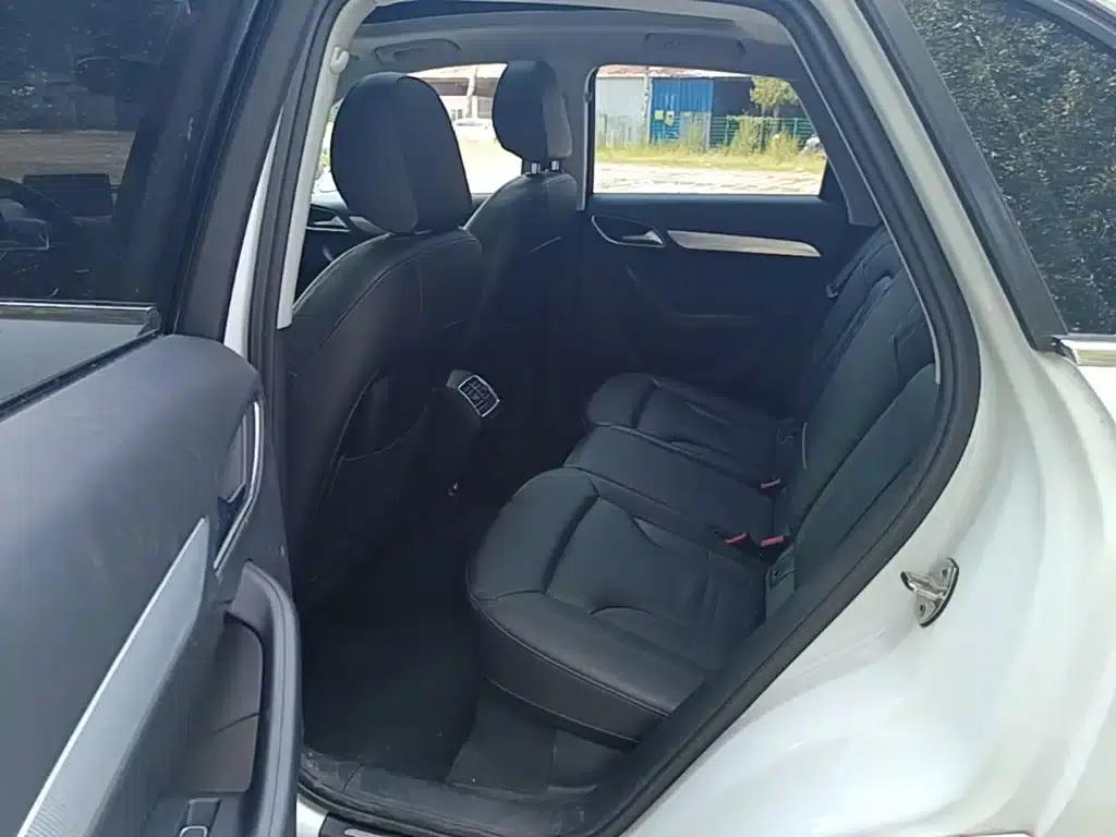 Audi Q3 2015 35 TFSI Comfort — миниатюра 17