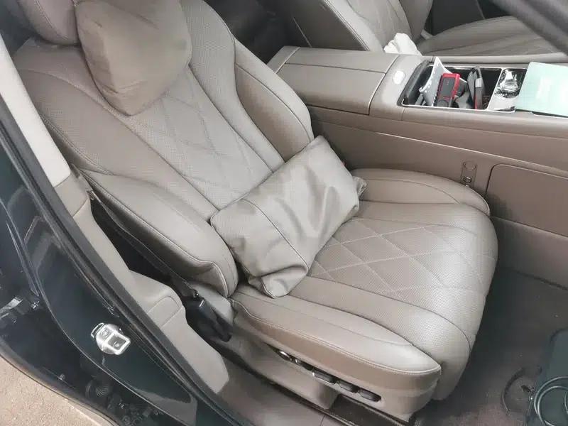 Wenjie M9 2024 Extended Range Max 5-Seater — миниатюра 8