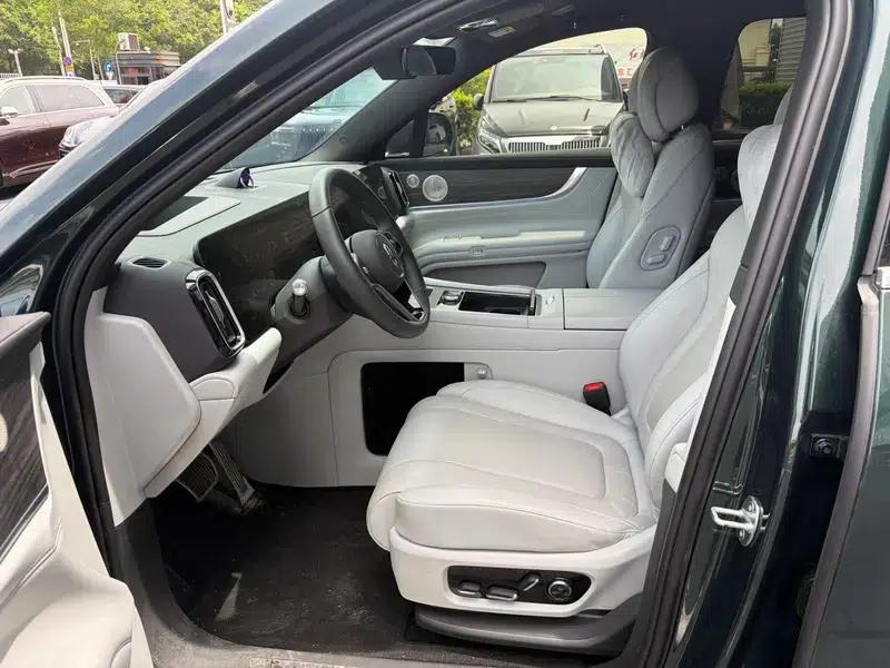 Wenjie M9 2025 Ultra Extended Range Six-Seat Version (192-line LiDAR) — миниатюра 11