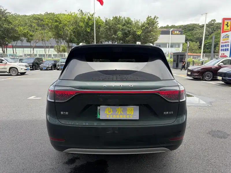 Wenjie M9 2025 Ultra Extended Range Six-Seat Version (192-line LiDAR) — миниатюра 4