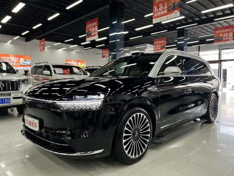 Wenjie M9 2025 Ultra Extended Range Six-Seat Version (192-line LiDAR) — миниатюра 1
