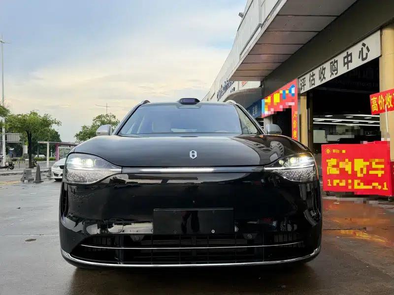 Wenjie M9 2025 Ultra Extended Range Six-Seat Version (192-line LiDAR) — миниатюра 2