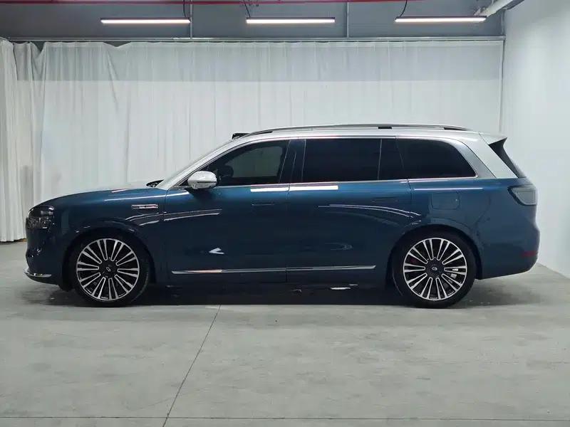Wenjie M9 2024 Ultra Range Extended 6-Seater — миниатюра 4
