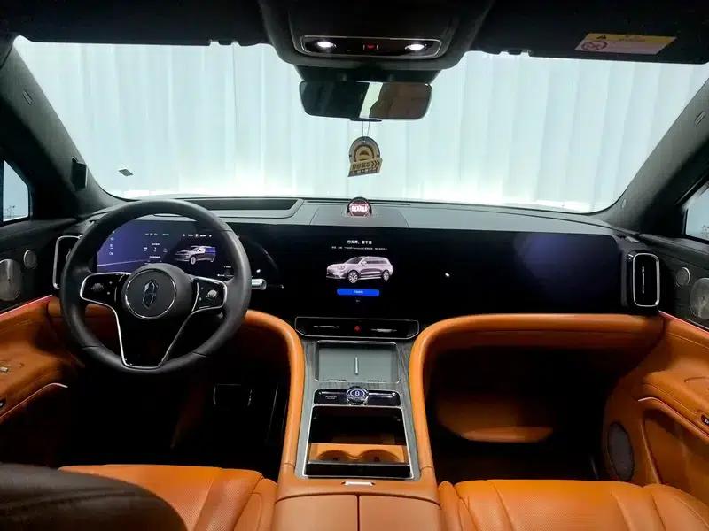 Wenjie M9 2024 Extended Range Max Six-Seater — миниатюра 14