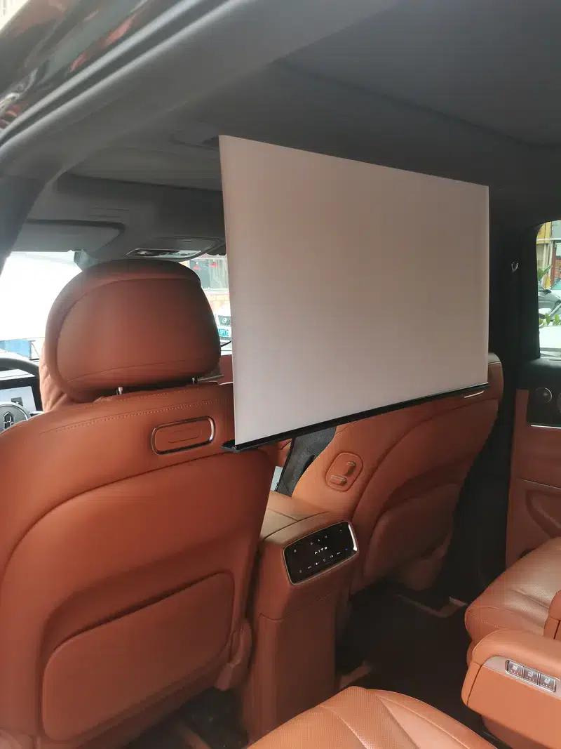 Wenjie M9 2024 Extended Range Max Six-Seater — миниатюра 24