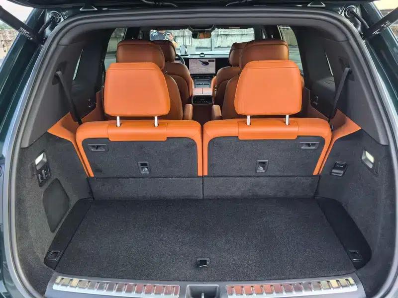 Wenjie M9 2024 Ultra Range Extended 6-Seater — миниатюра 15