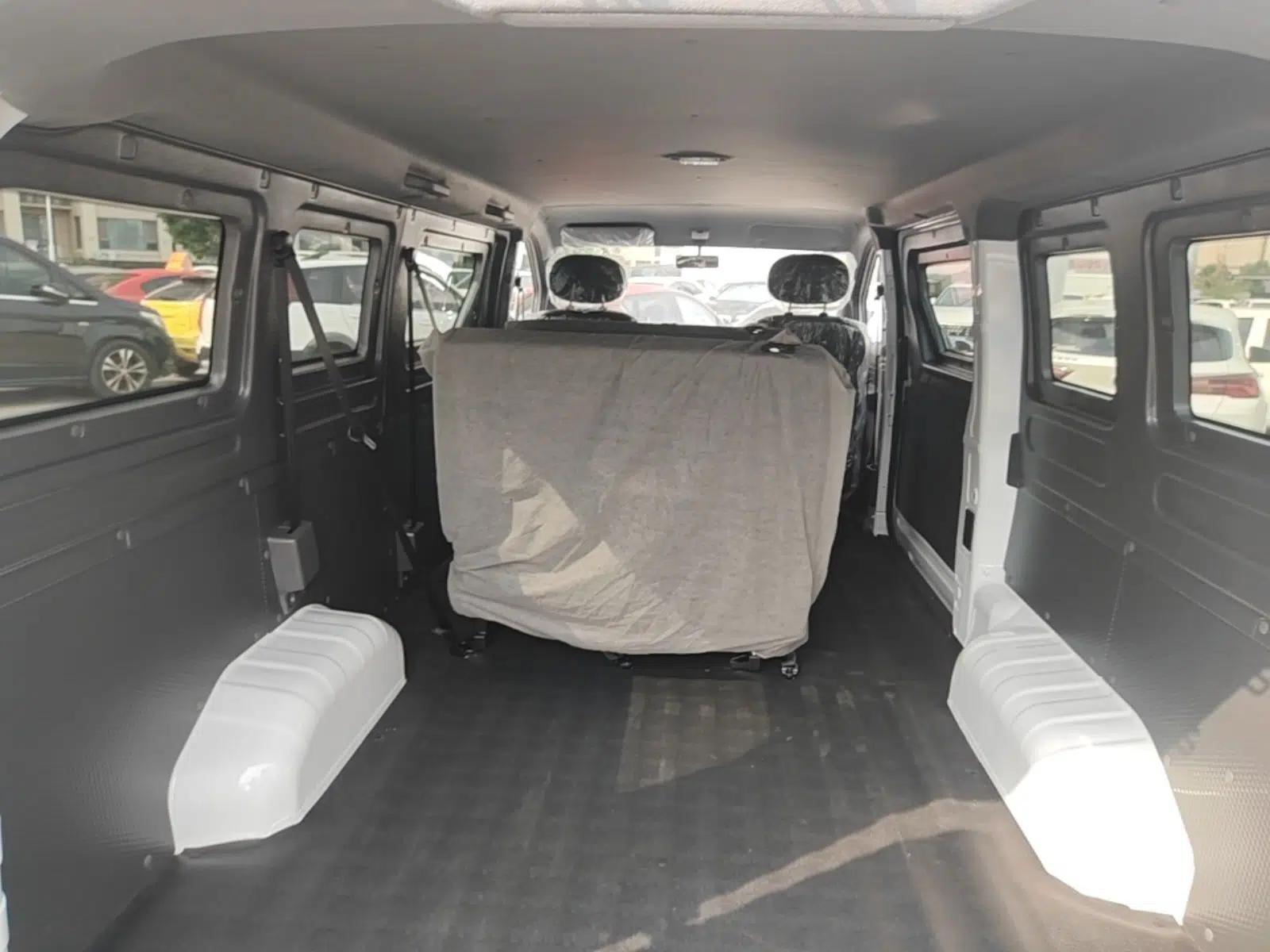Dongfeng Ruilida V8E 2025 Model Bright Window Edition Fudi 50.48 kWh — миниатюра 22