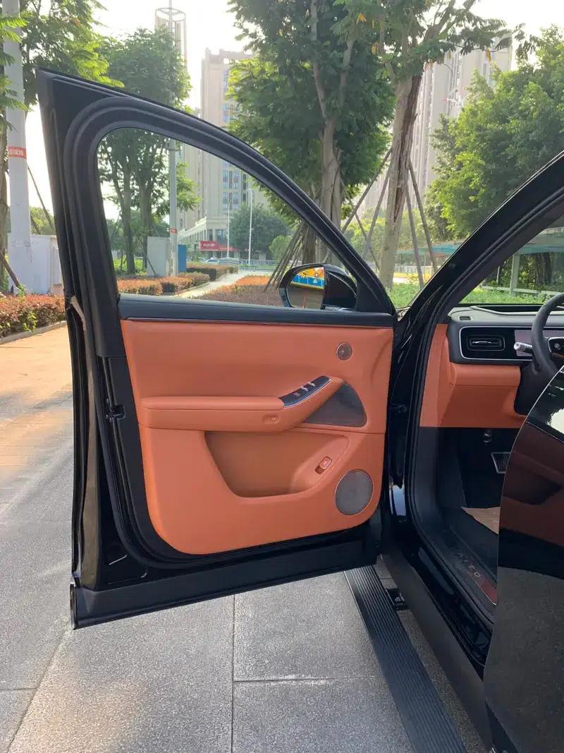 Wenjie M7 2026 Extended Range Ultra 6-Seat 4WD (192-line LiDAR) — миниатюра 18