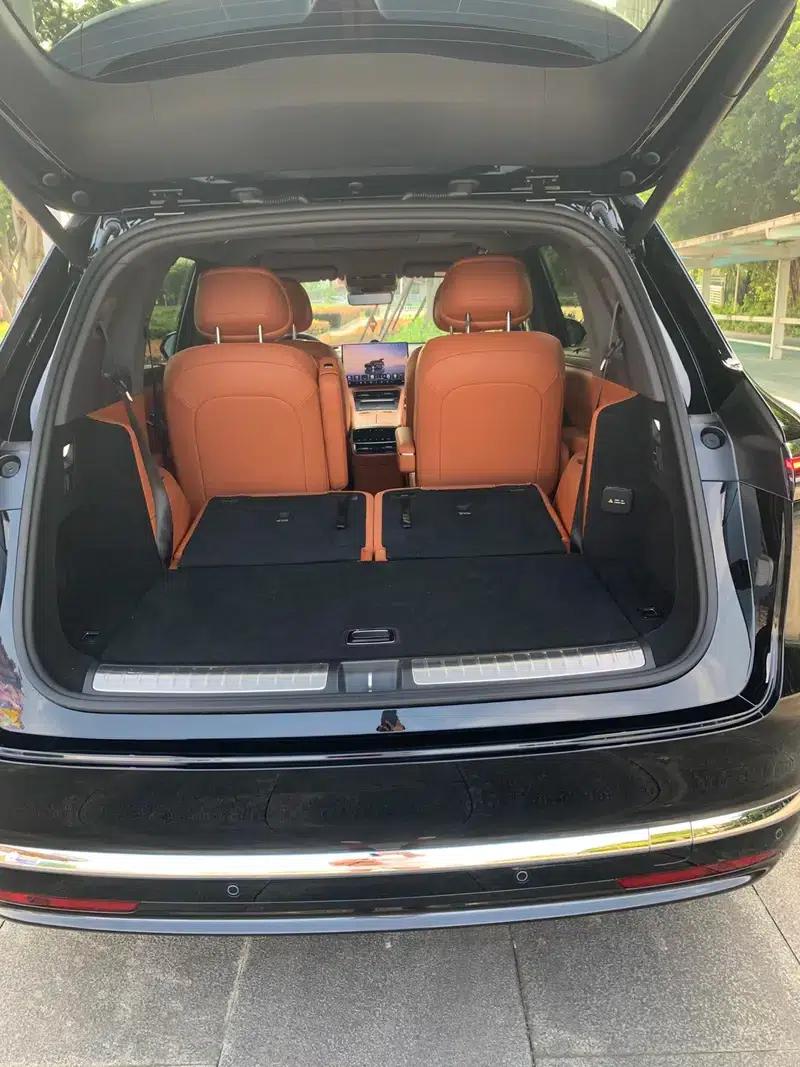 Wenjie M7 2026 Extended Range Ultra 6-Seat 4WD (192-line LiDAR) — миниатюра 19