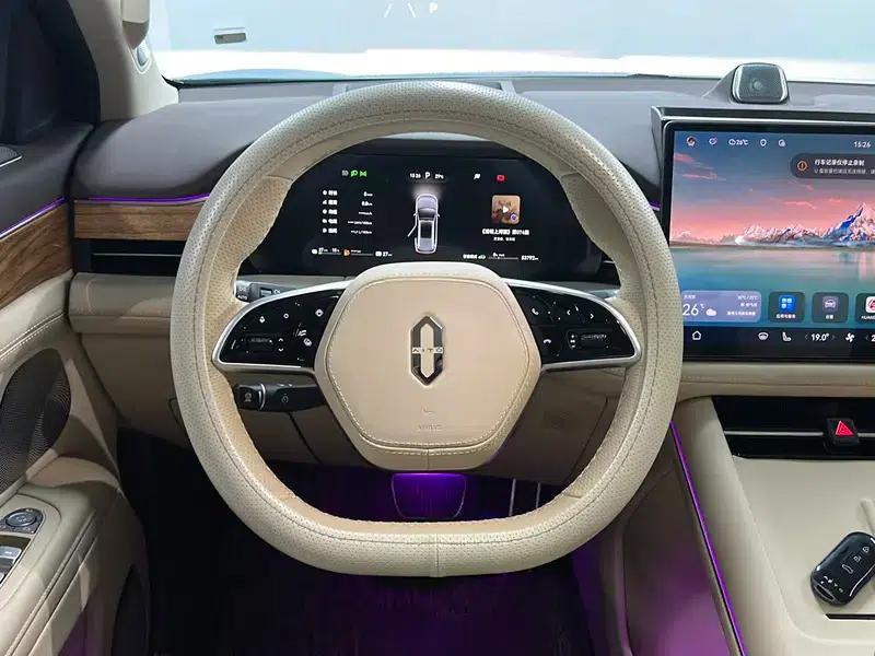 Wenjie M7 2024 Max Six-Seat Four-Wheel Drive Intelligent Driving Edition — миниатюра 16