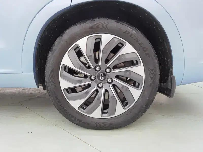 Wenjie M7 2024 Max 5-seater 4WD Intelligent Driving Edition — миниатюра 9