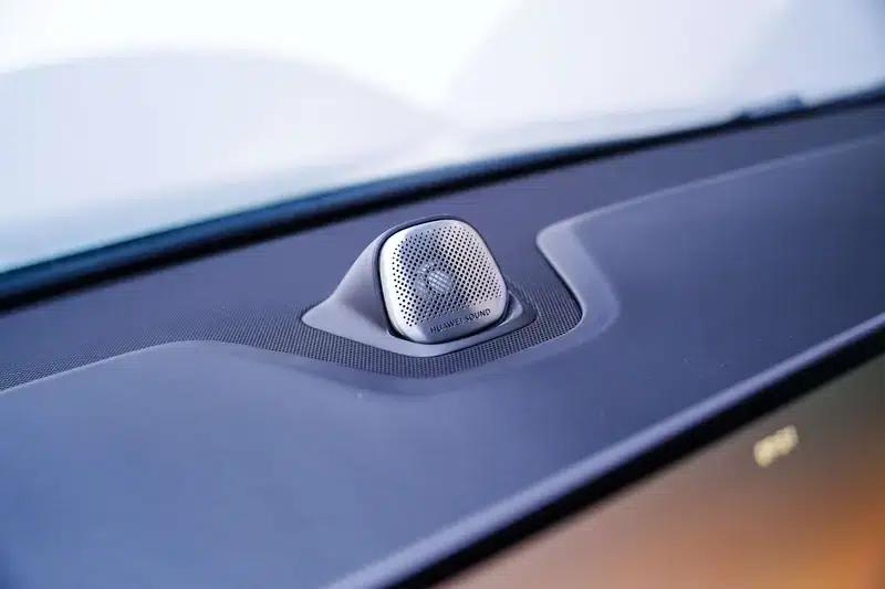 Wenjie M5 2022 Extended Range AWD Performance Edition — миниатюра 5
