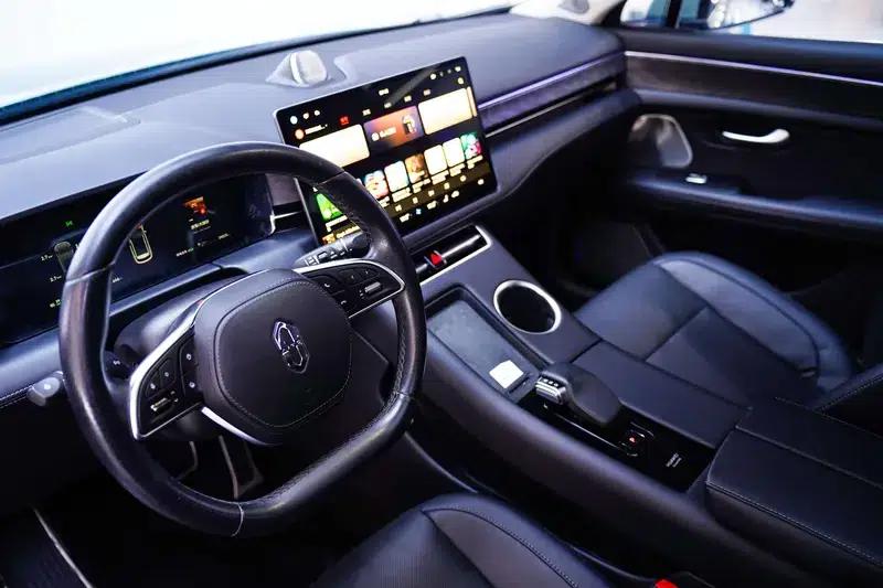 Wenjie M5 2022 Extended Range AWD Performance Edition — миниатюра 9