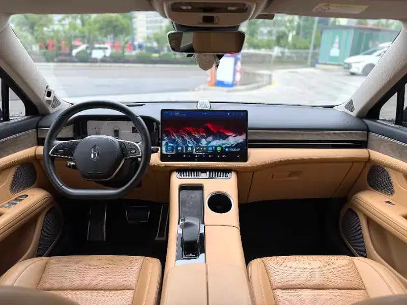 Wenjie M5 2022 Extended Range 4WD Flagship Edition — миниатюра 5