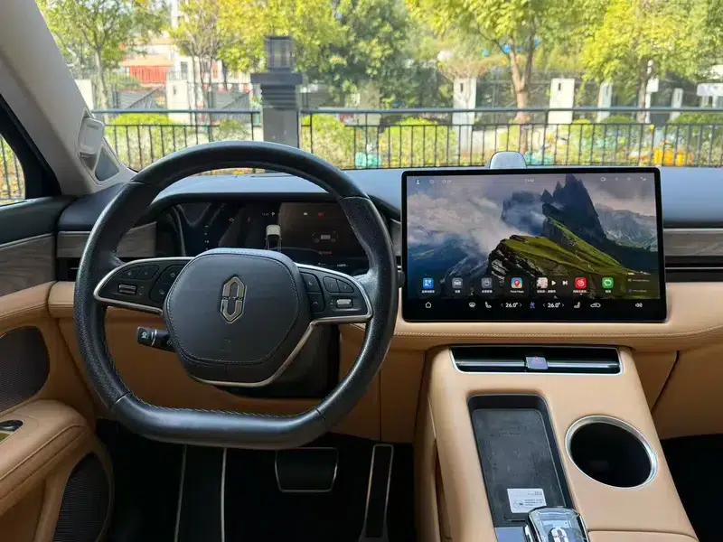 Wenjie M5 2022 Extended Range 4WD Flagship Edition — миниатюра 6