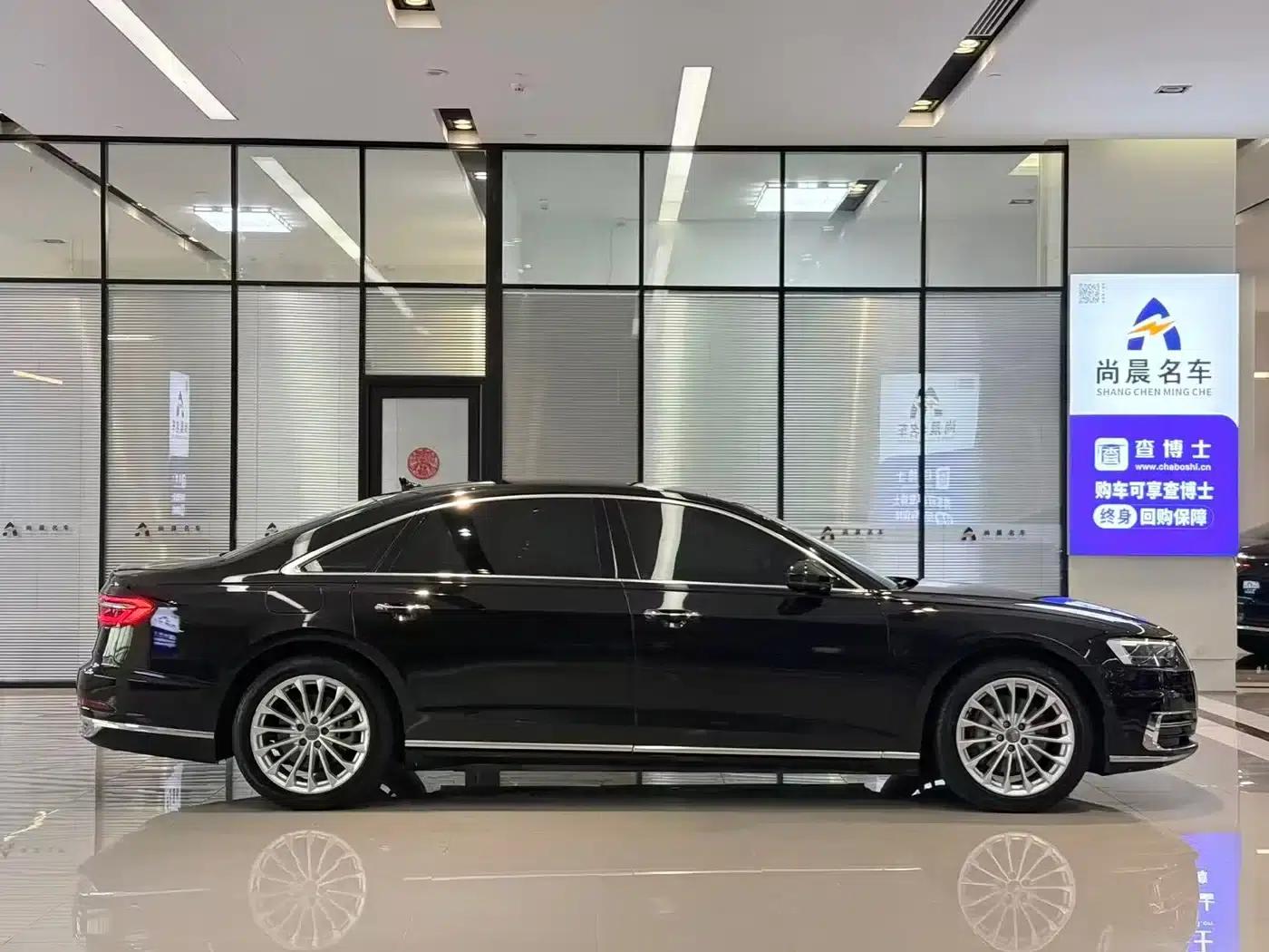 2019 Audi A8 A8L 50 TFSI quattro Comfort — миниатюра 16