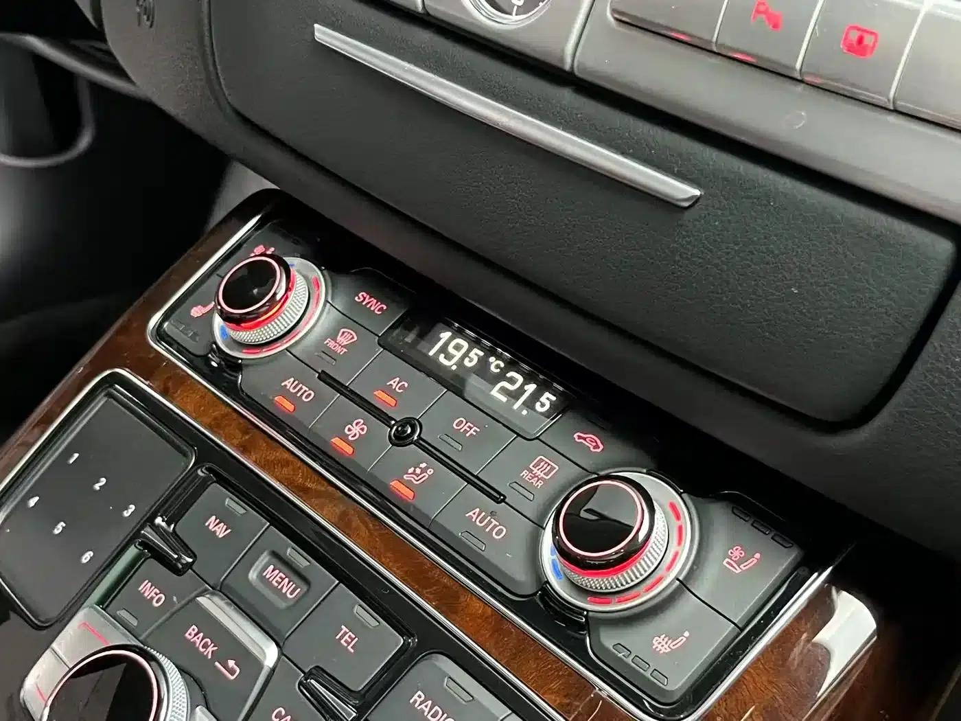 2012 Audi A8 A8L 45 TFSI quattro Luxury — миниатюра 17