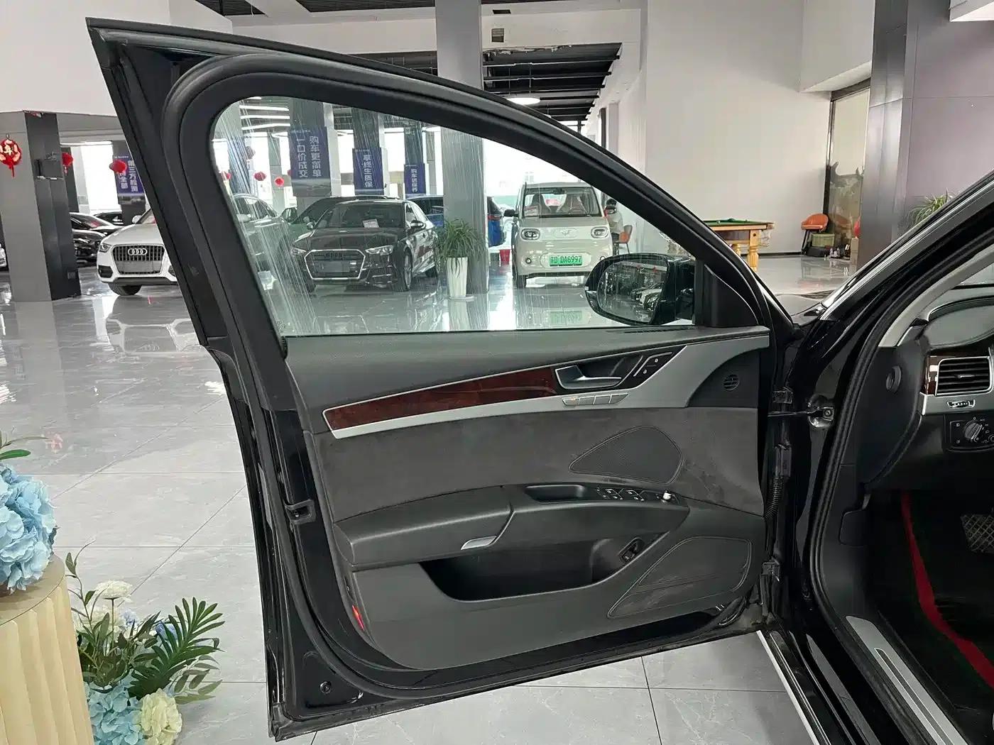 2013 Audi A8 A8L 45 TFSI quattro Comfort — миниатюра 6