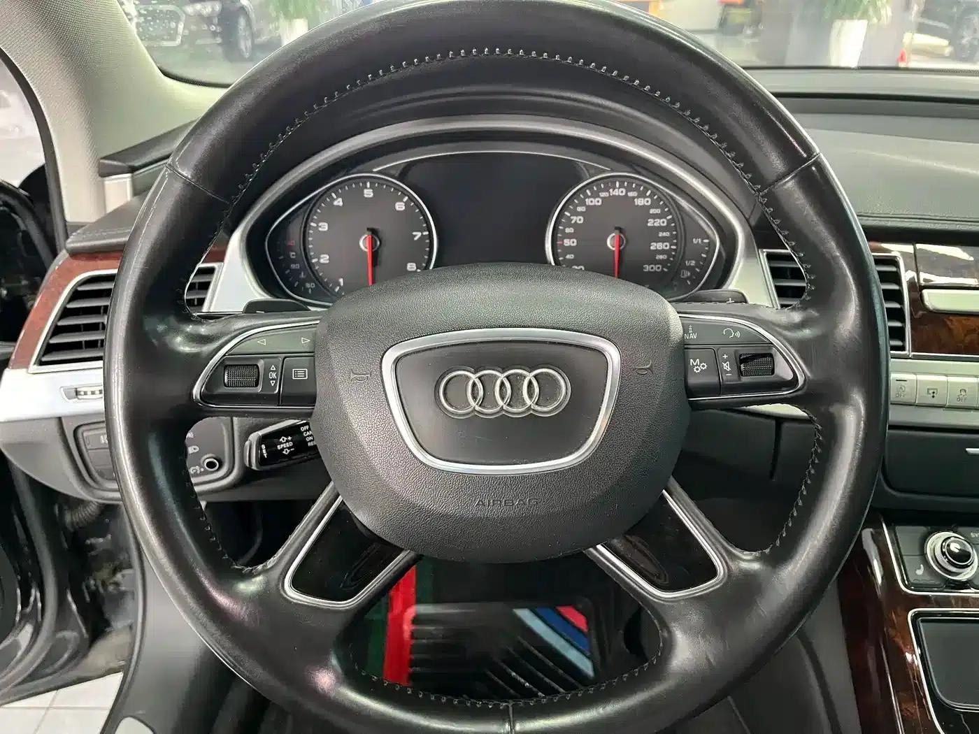 2013 Audi A8 A8L 45 TFSI quattro Comfort — миниатюра 9