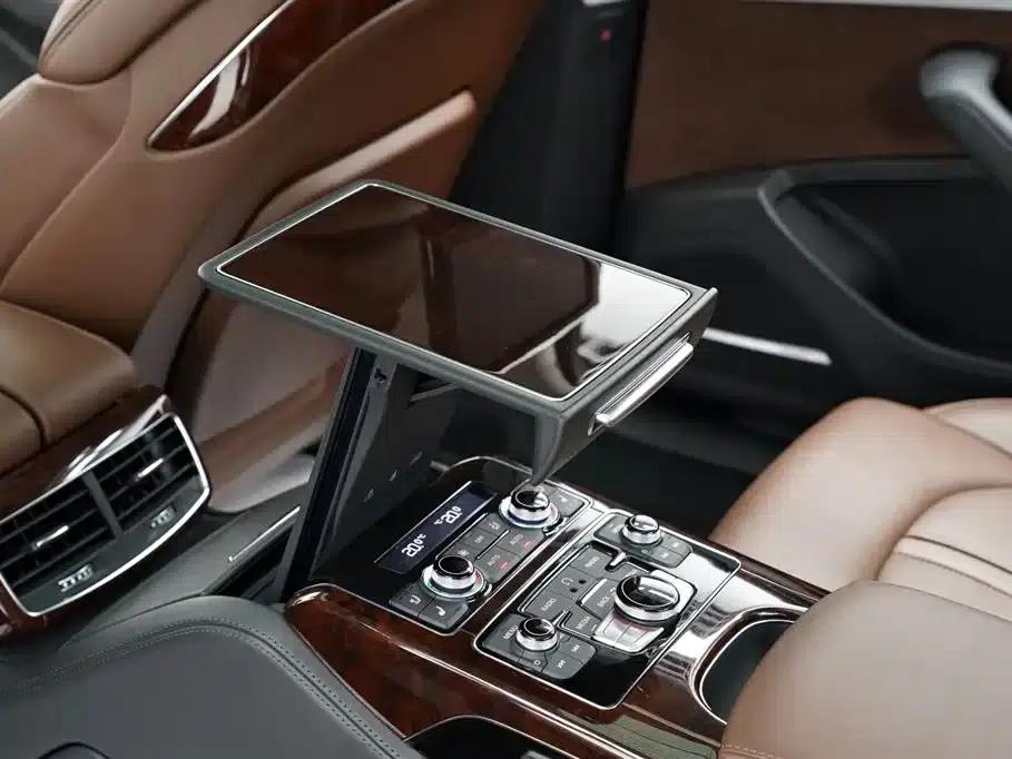 2013 Audi A8 A8L 6.3 FSI W12 quattro Flagship Model — миниатюра 17
