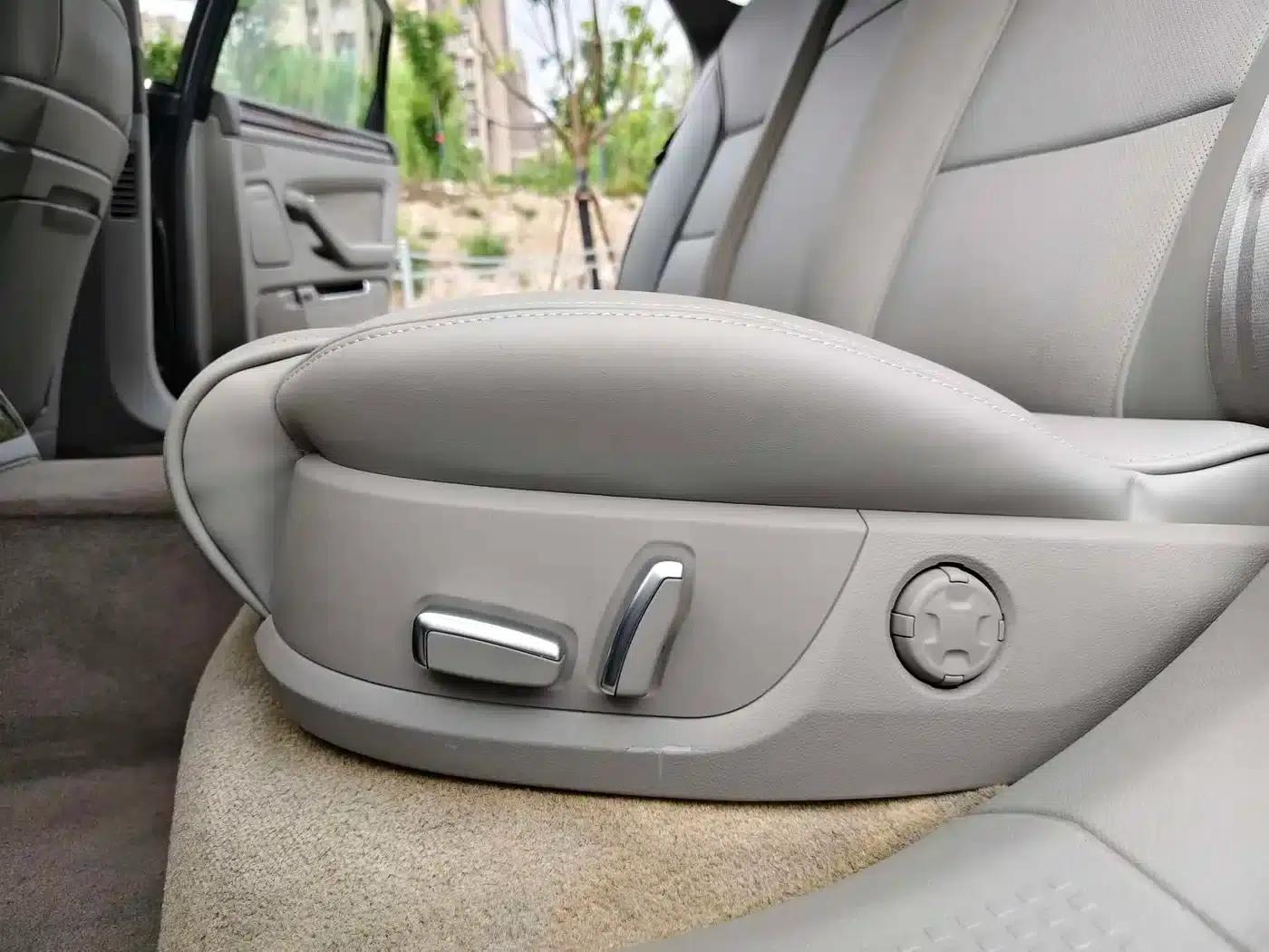 Audi A8 2007 A8L 3.2 FSI Standard Edition — миниатюра 15