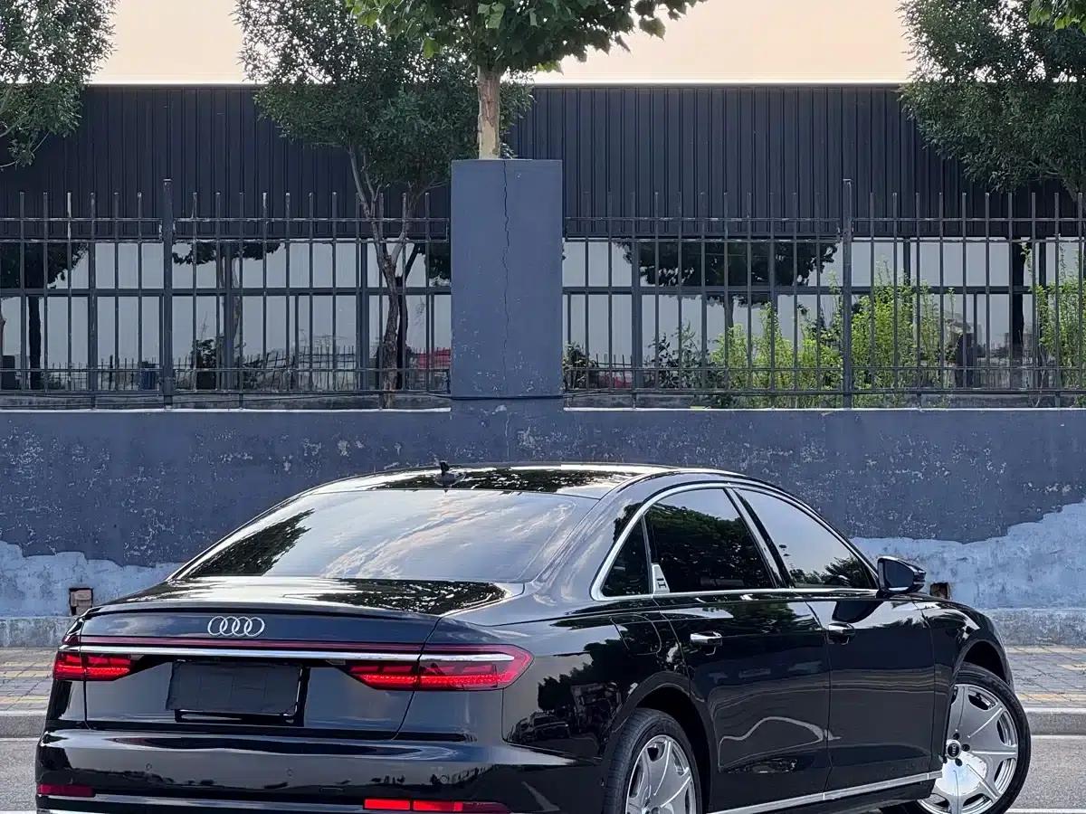 2021 Audi A8 A8L 55 TFSI quattro Luxury — миниатюра 9