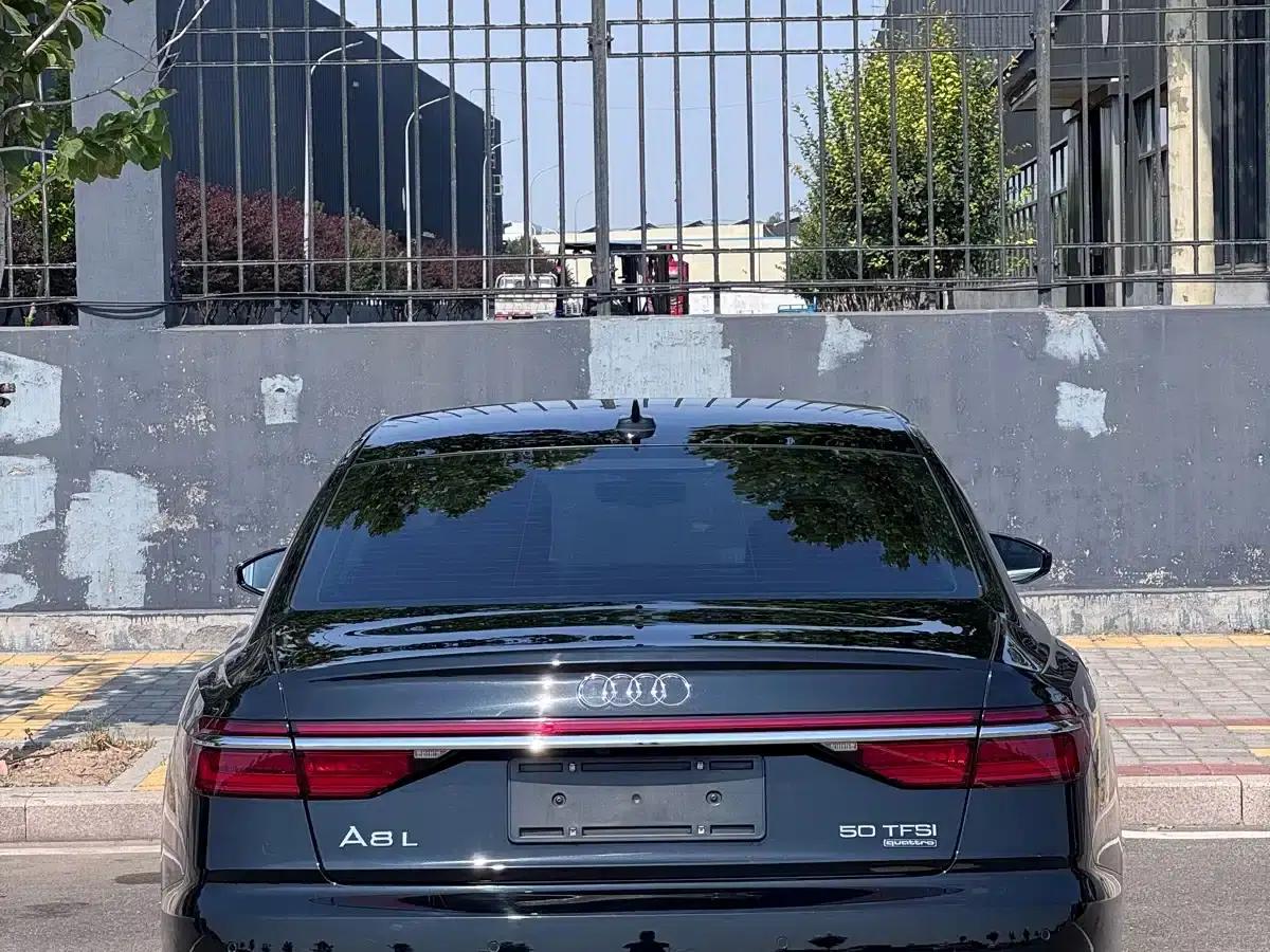 2021 Audi A8 A8L 50 TFSI quattro Comfort — миниатюра 7