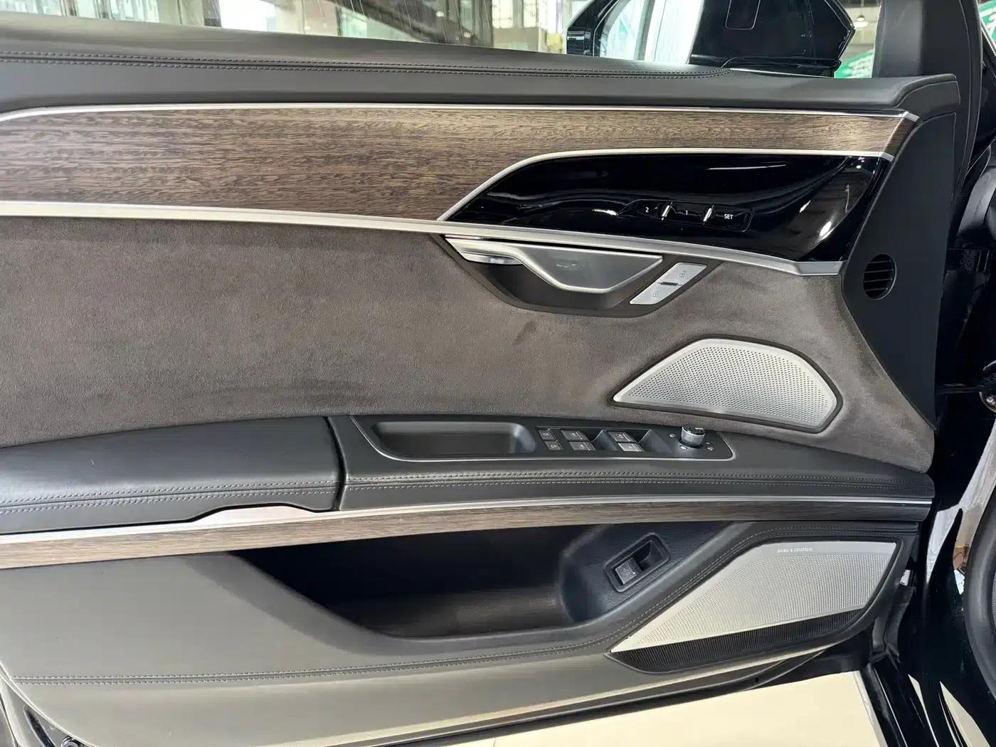 2021 Audi A8 A8L 55 TFSI quattro Premium — миниатюра 14