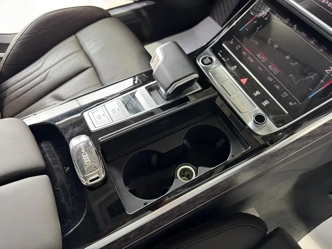 2021 Audi A8 A8L 55 TFSI quattro Premium — миниатюра 39