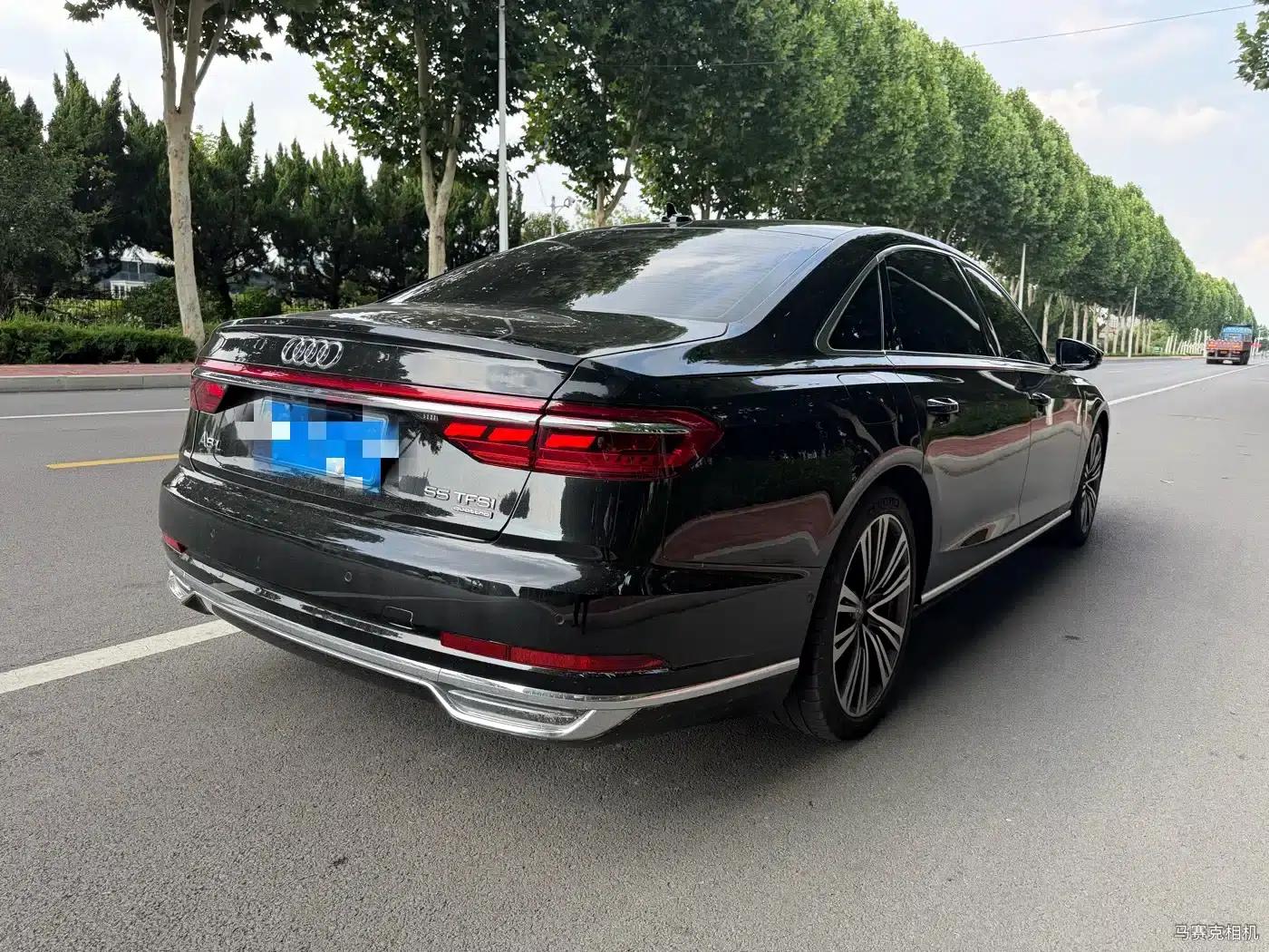 2019 Audi A8 A8L 55 TFSI quattro Premium — миниатюра 3