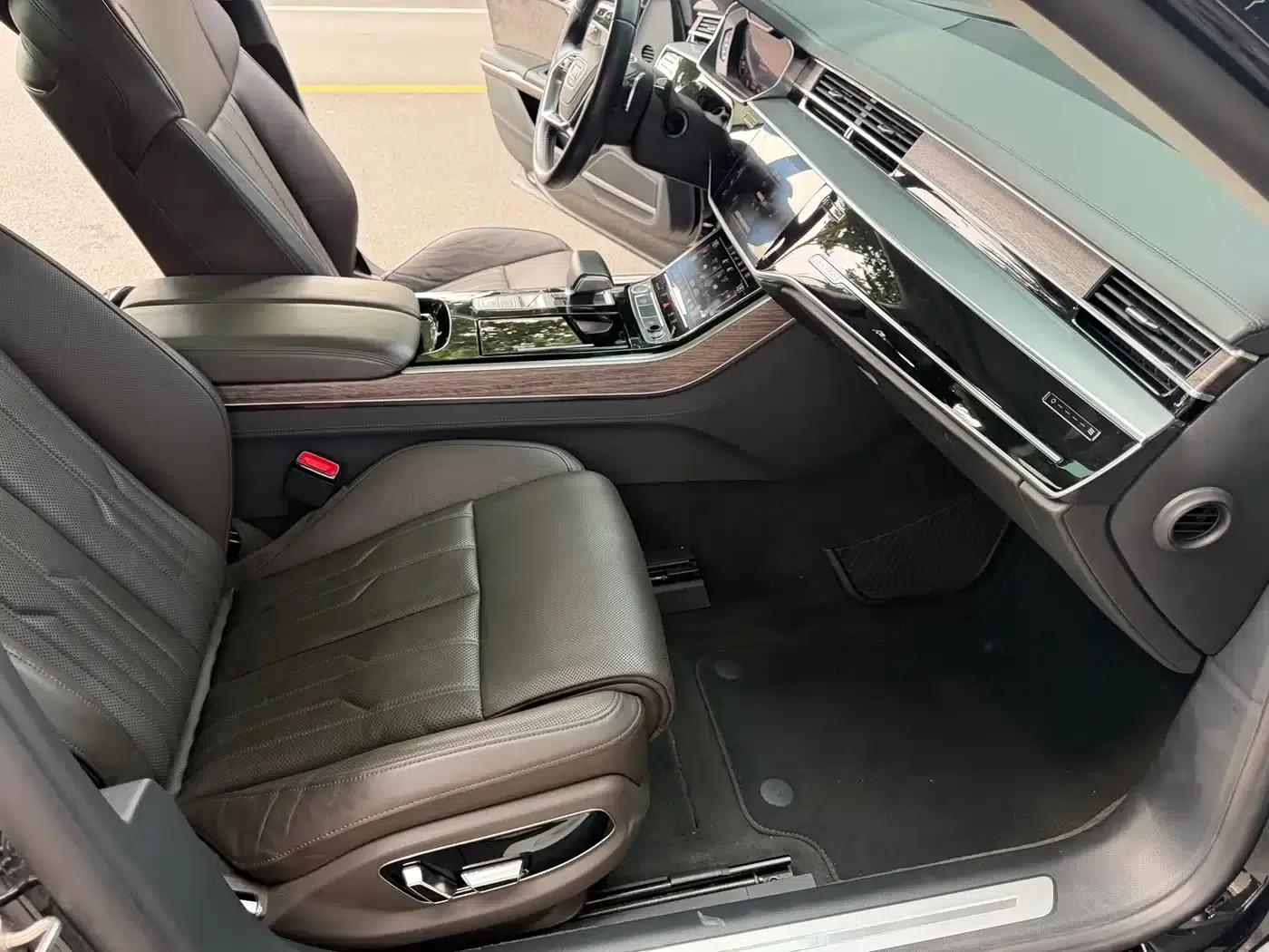 2019 Audi A8 A8L 55 TFSI quattro Premium — миниатюра 7