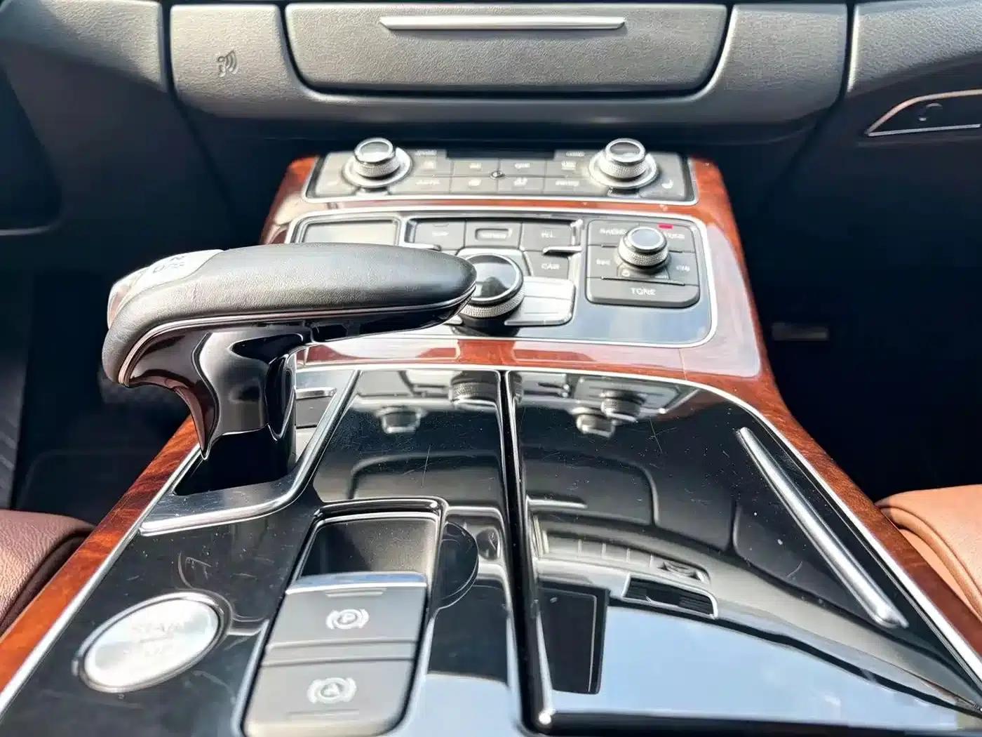 2013 Audi A8 A8L 45 TFSI quattro Comfort — миниатюра 14