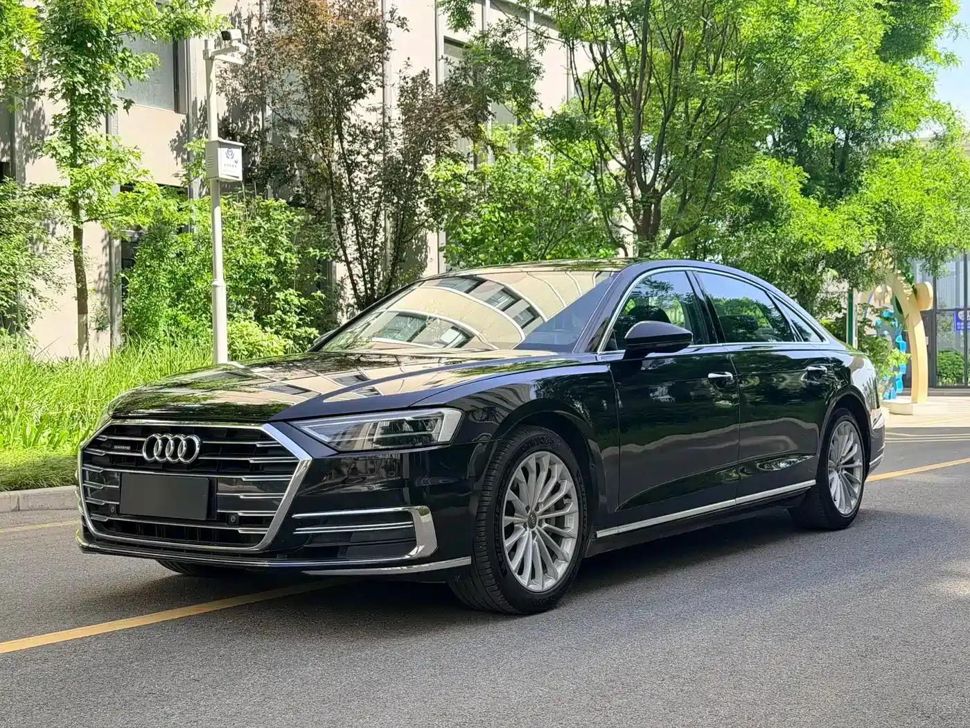 Audi A8 2018 A8L 55 TFSI quattro Elite Edition — миниатюра 1