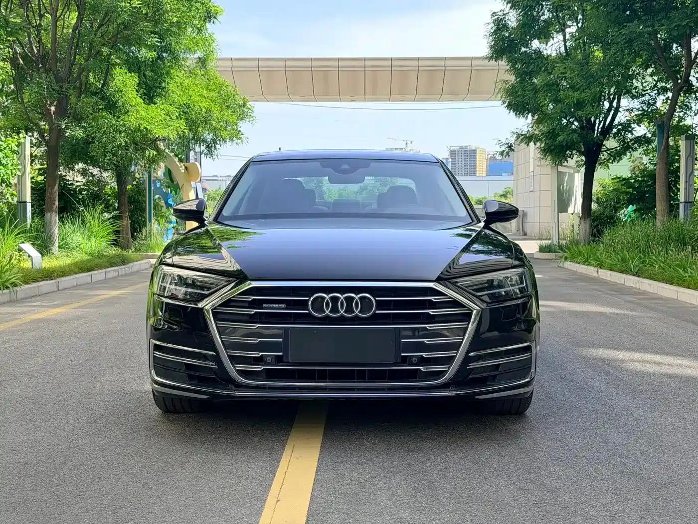 Audi A8 2018 A8L 55 TFSI quattro Elite Edition — миниатюра 2