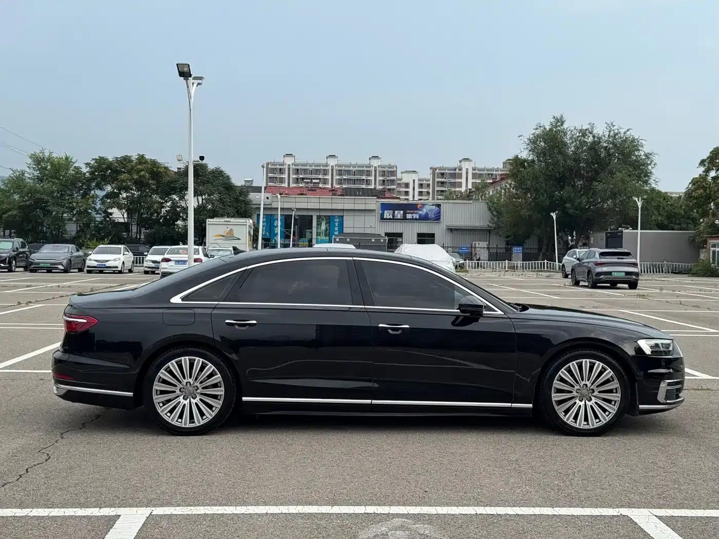 Audi A8 2019 Plus A8L 50 TFSI quattro Comfort — миниатюра 8