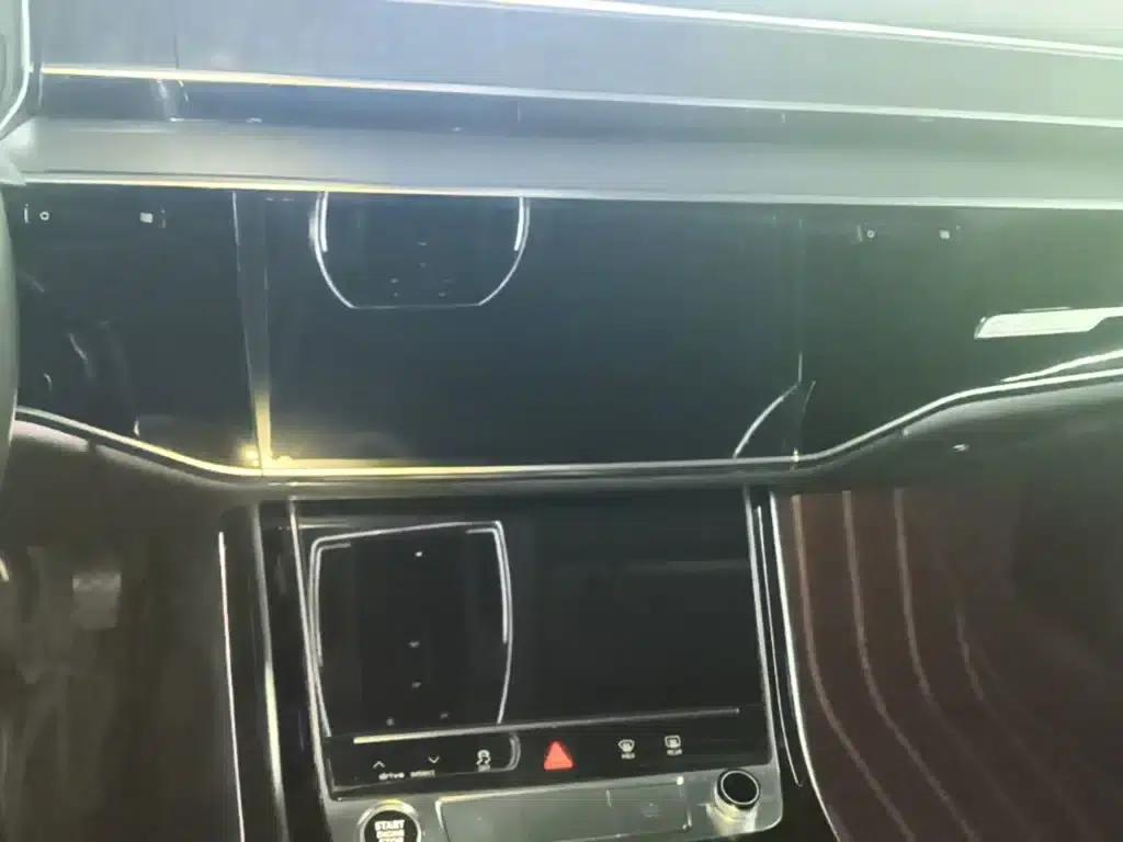 2021 Audi A8 A8L 50 TFSI quattro Comfort — миниатюра 13