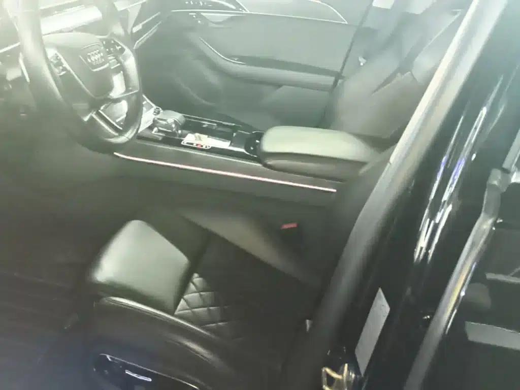 2021 Audi A8 A8L 50 TFSI quattro Comfort — миниатюра 15