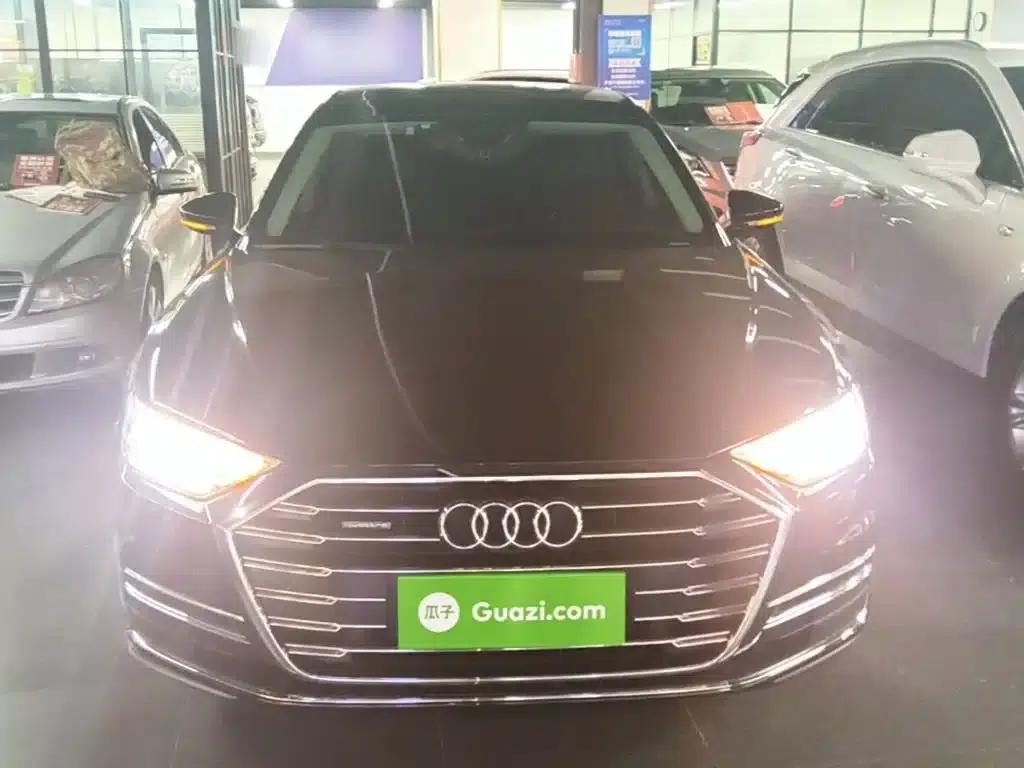 2021 Audi A8 A8L 50 TFSI quattro Comfort — миниатюра 3