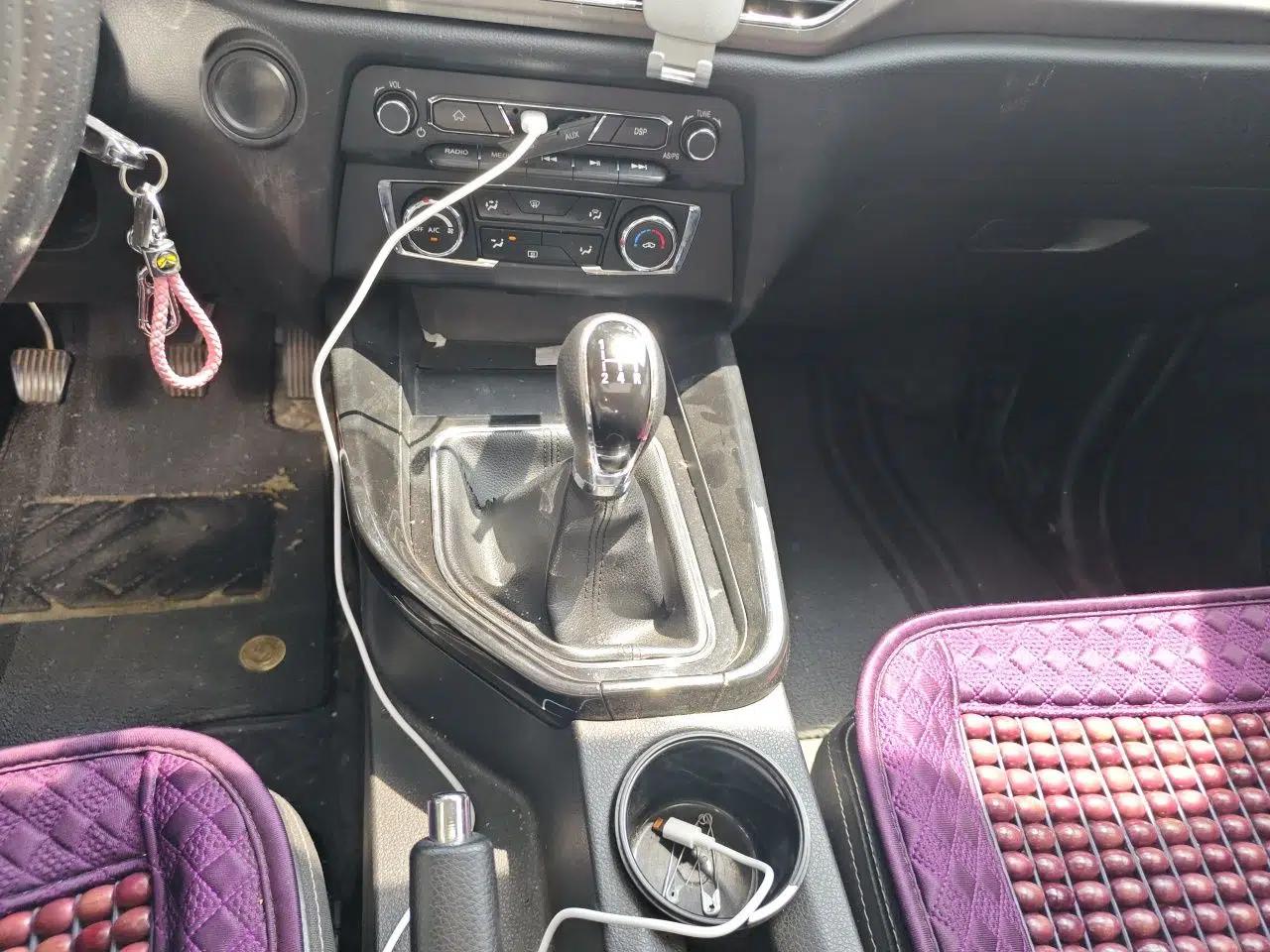 Dongfeng Fengon S560 2018 1.8L Manual Comfort 7-Seater — миниатюра 14