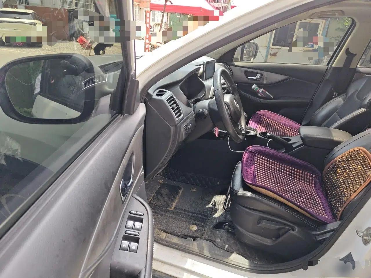 Dongfeng Fengon S560 2018 1.8L Manual Comfort 7-Seater — миниатюра 16